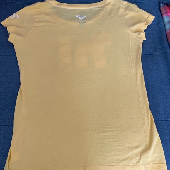 Roxy Tee - Picture 4 of 5